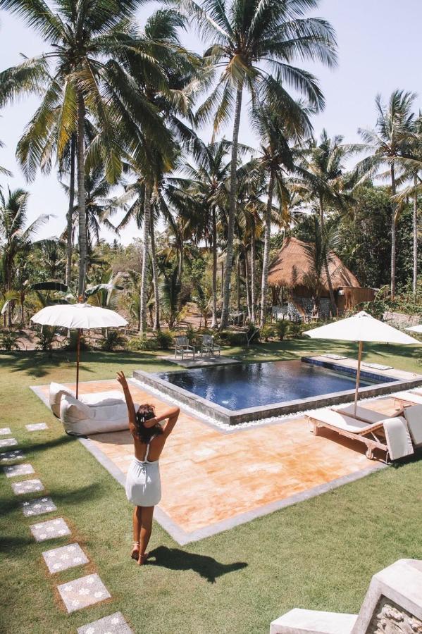 La Royale Romantic Bamboo Villas Klungkung Eksteriør billede